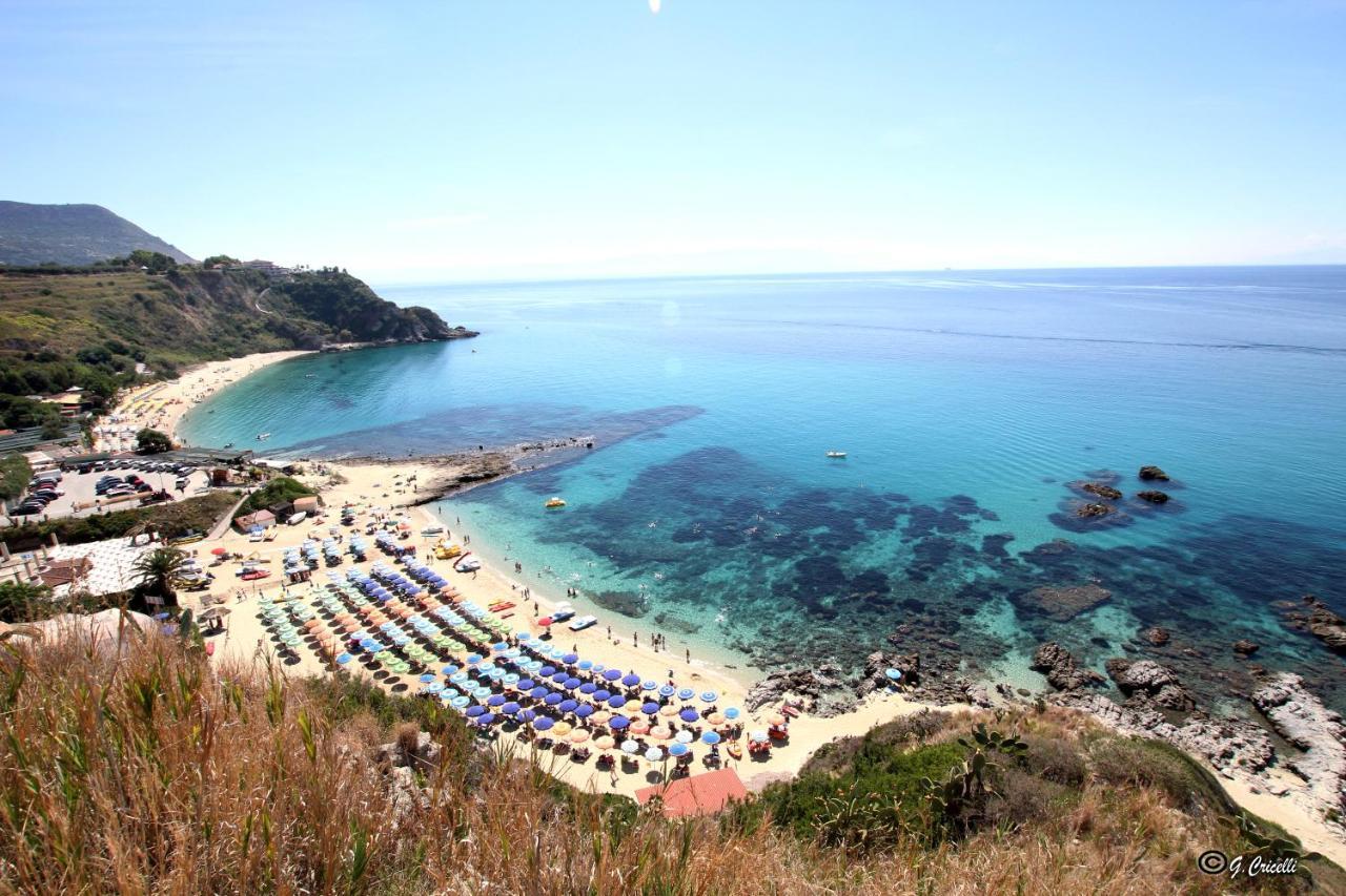 Graceland Rooms And Suites Capo Vaticano Extérieur photo