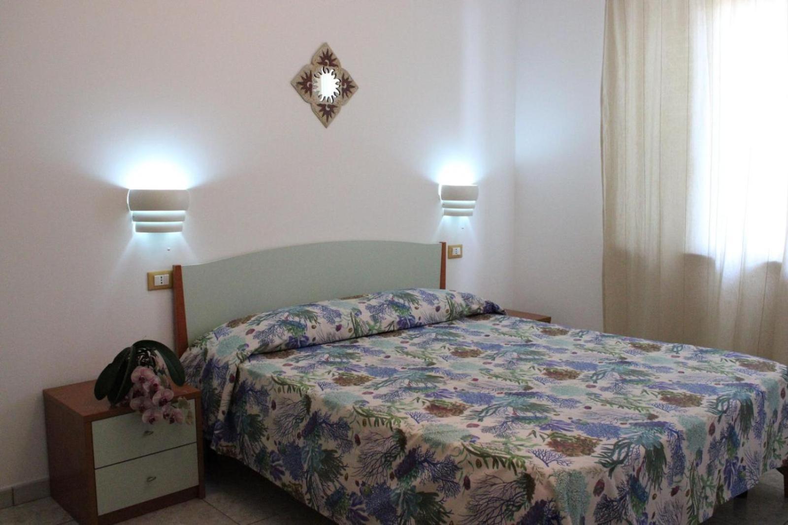 Graceland Rooms And Suites Capo Vaticano Extérieur photo